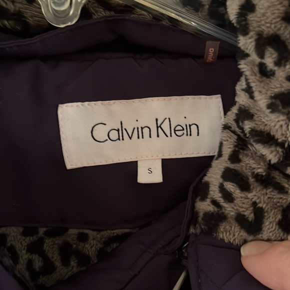 Calvin Klein purple quilted zip up coat size small removable hood collar - Picture 6 of 16